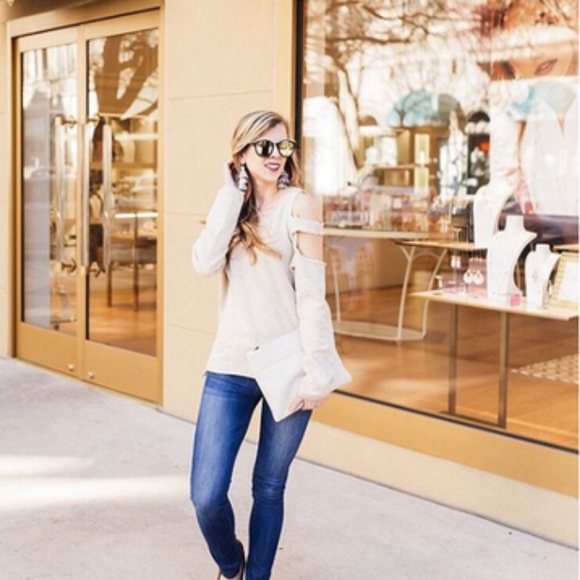 The Sak Black Leather Textured Crossbody Bag - Picture 5 of 12